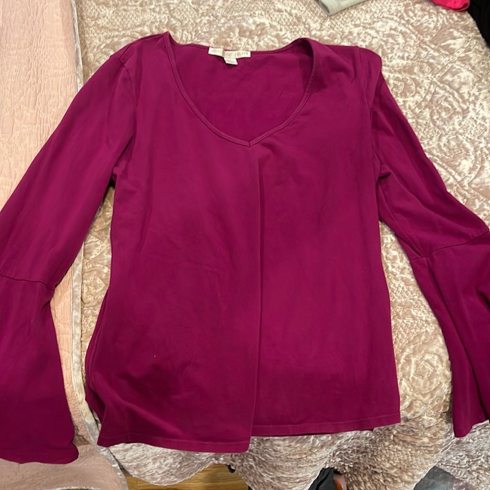 Bell sleeve v neck Boston Proper shirt size large